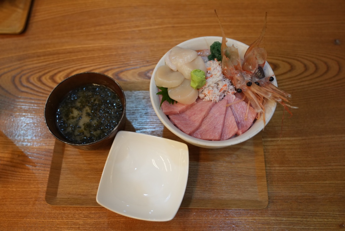 鮨処はこだて